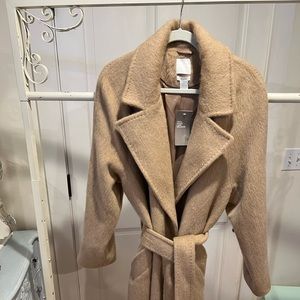 Long wool blend winter coat from H&M, full length, no buttons, wrap coat